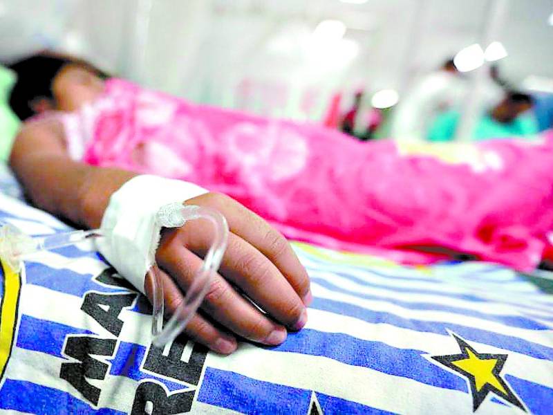 <b>Una niña es hospitalizada por dengue en el Mario Rivas.</b>