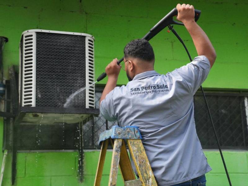 El año pasado se graduaron 1,310 jóvenes en los centros de educación técnica y muchos quedaron laborando en las empresas donde realizaron sus prácticas.