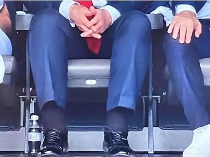 Los tobillos de Trump lucieron notablemente inflamados en su aparición el fin de semana para la final del Mundial de Clubes.