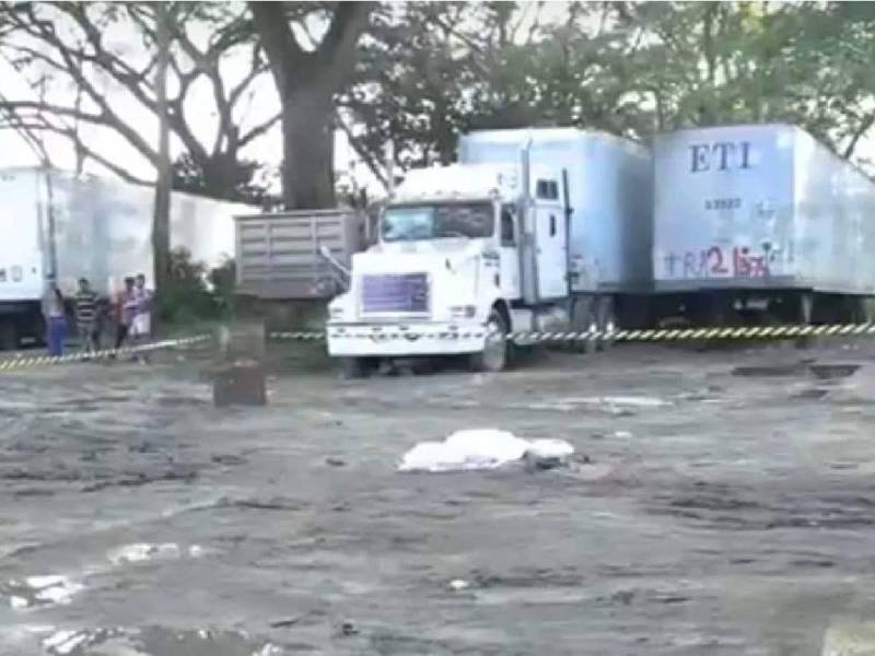 El vigilante también trabajaba como carretero durante el día.