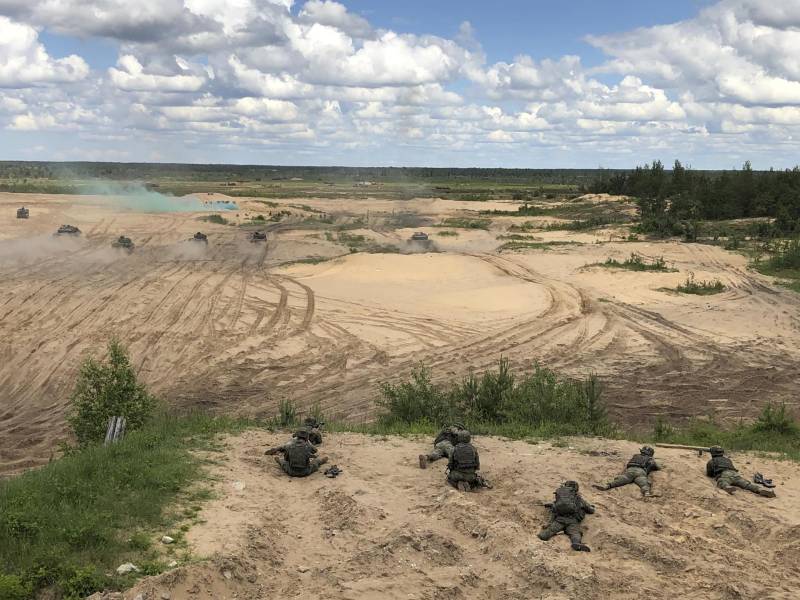 Foto de archivo de la base militar de Adazi, a veinte kilómetros de Riga, la capital letona, que acoge el Grupo de Combate Multinacional de la OTAN.
