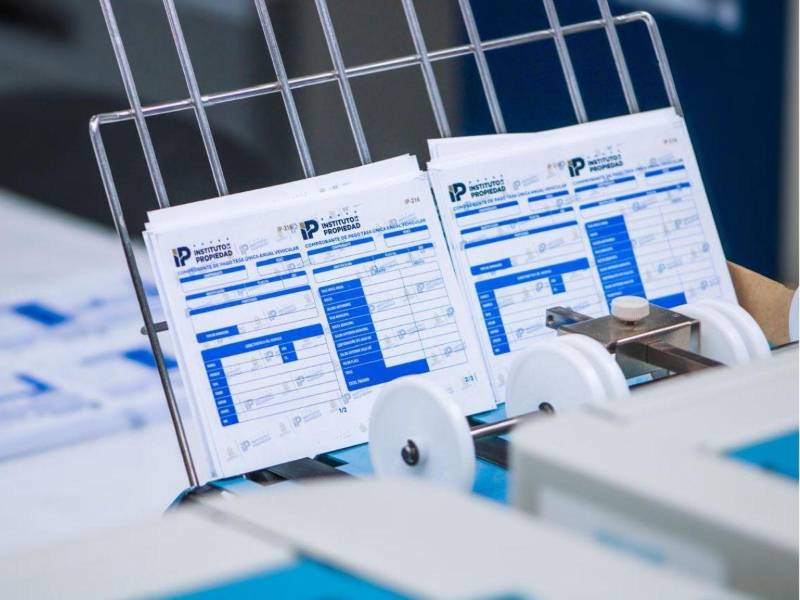 El Instituto de la Propiedad (IP) cuenta con boletas de revisión en físico; sin embargo, la boleta digital tiene la misma validez.