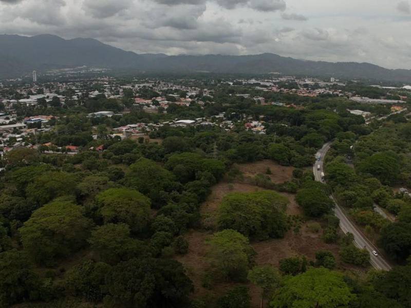 Una de las zonas que más se protege en la ciudad es el llamado acuífero de Sunseri, pero, es parte de toda la reserva subterránea en la ciudad. Ahí se ubica uno de los campos de pozos que abastecen la ciudad.