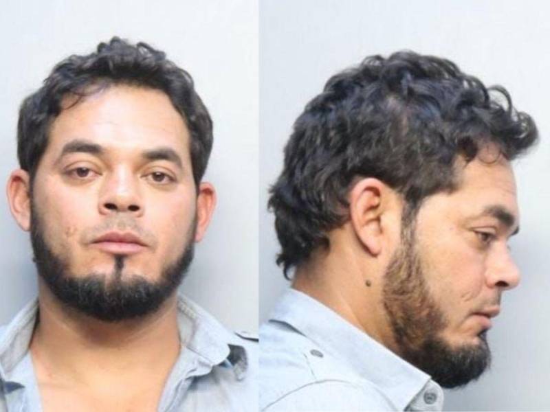 La policía de Miami detuvo a Rigoberto Canaca Matute luego de recibir una llamada al 911 por parte del hijo de la víctima.