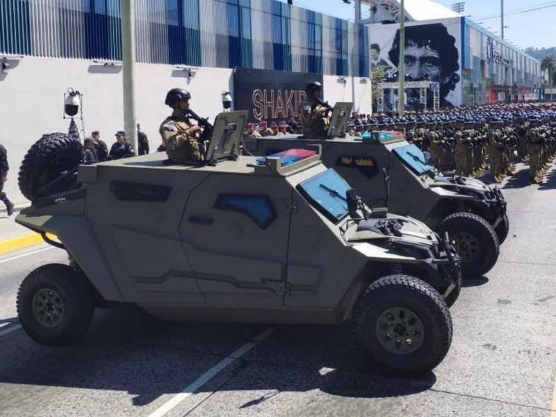 La Fuerza Armada de El Salvador desplegó un amplio dispositivo de seguridad en los alrededores del Estadio Nacional “Jorge Mágico González” con motivo del primer concierto de la residencia artística de Shakira en el país.