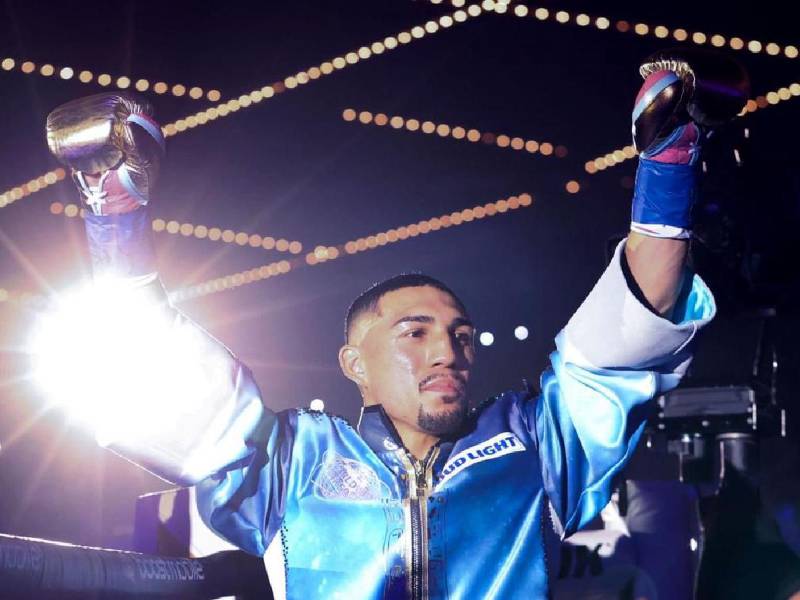 Así reaccionaron los medios internacionales y nacionales al triunfo de Teófimo López sobre Josh Taylor.