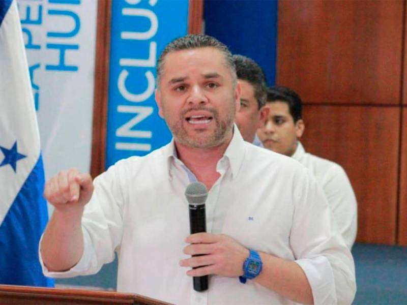 David Chávez es el presidente del Partido Nacional de Honduras.