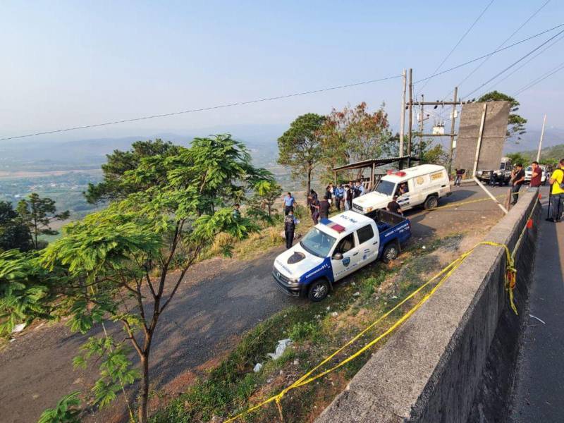 Agentes de la Policía Nacional en la escena del crimen.