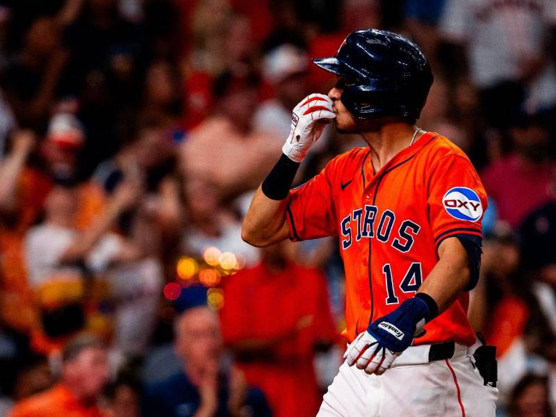 Mauricio Dubón impulsa a los Astros hacia la victoria