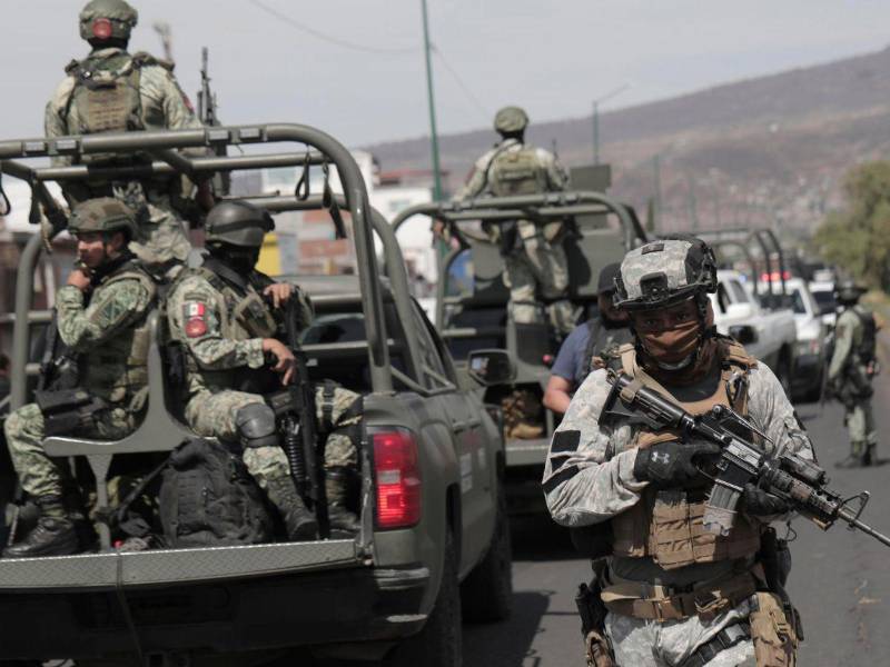 Al menos 38 integrantes de la Luz del Mundo fueron arrestados en un campo de adiestramiento en el oeste mexicano.