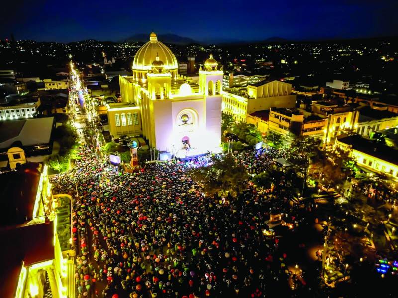 El Salvador mira con buen perfil al turista hondureño