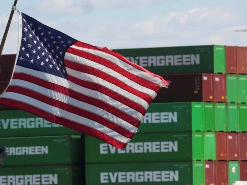 El Tribunal de Comercio Internacional de Estados Unidos, que tiene la jurisdicción en este asunto, ordenó esta semana al Gobierno de Trump que no aplicara los aranceles impuestos por la IEEPA.