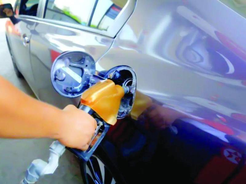 El único refinado que subirá es el gas licuado vehicular con un alza de 34 centavos por galón.