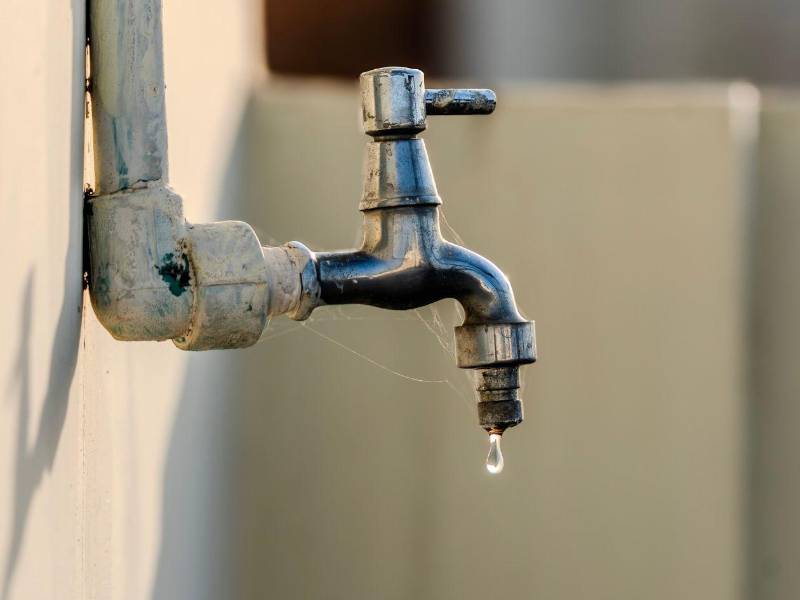 Juntas de agua de la capital de Honduras advierten que el problema no es nuevo y que la falta de grandes represas sigue pasando factura.