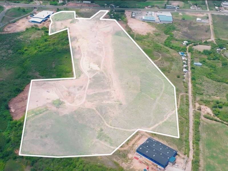 Vista aérea del nuevo complejo industrial que albergará 67 bodegas para empresarios e inversionistas.