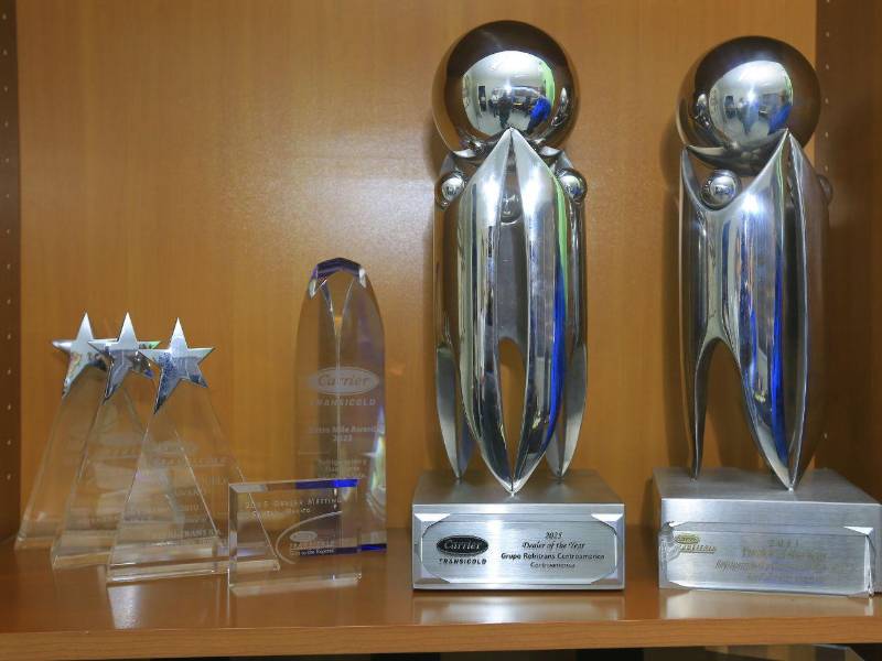 El premio Dealer del Año 2026 otorgado por Carrier Transicold a Grupo Refritrans se suma a los reconocimientos que la empresa ha recibido desde 1990.
