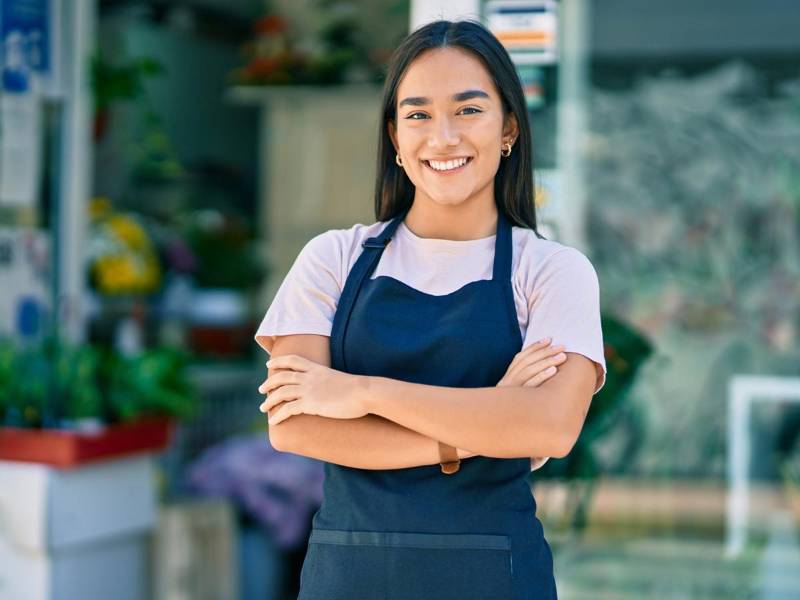 A través del programa Mujeres BAC, la institución atiende las necesidades de las clientas con soluciones financieras que se ajustan a sus diferentes etapas de vida.