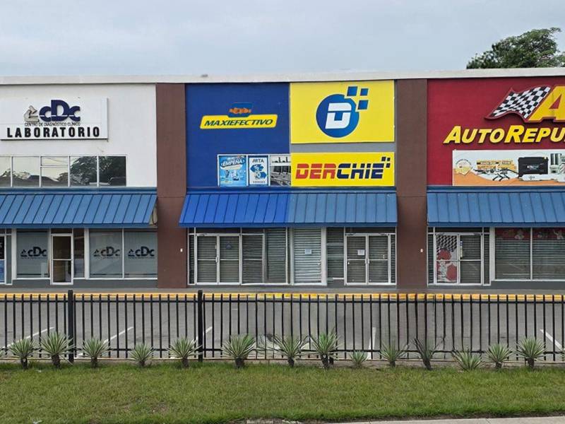 La nueva sucursal de Derchie se encuentra al Plaza Oficomercios, en el Boulevard del Este, 27 calle. Es la segunda sucursal en San Pedro Sula, y la tercera a nivel nacional.