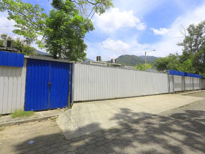 El nuevo centro quirúrgico se construirá en el área donde se encuentra el hospital móvil.