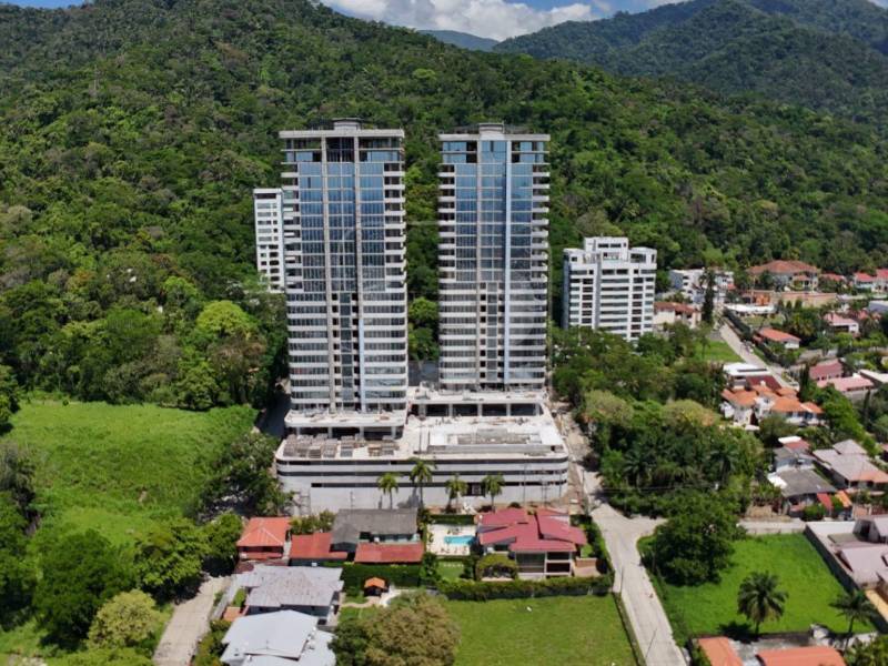 Actualmente hay unos 16 edificios en construcción, según la Chico.