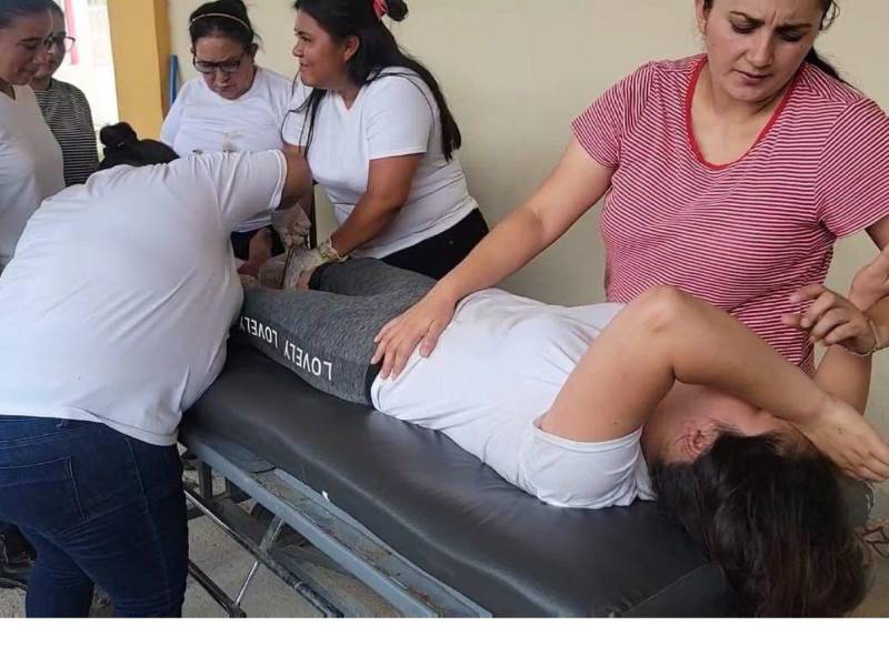 Iris Marleny Valle fue atendido tras el ataque del perro.