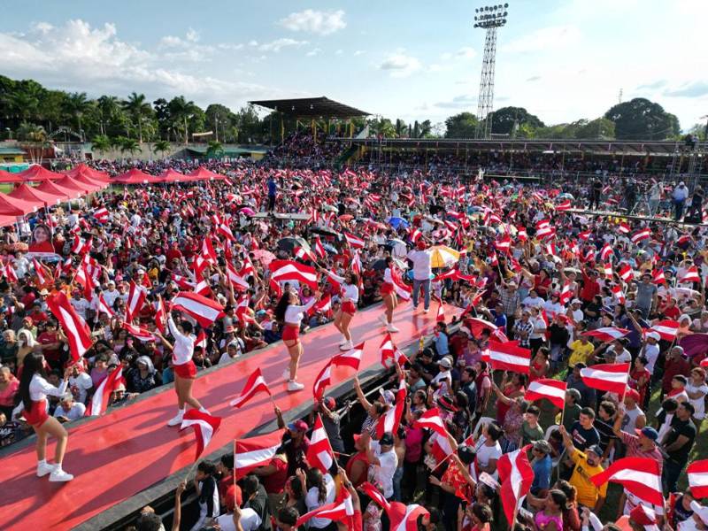 Liberales este domingo en El Progreso, Yoro, en el evento de campaña de Jorge Cálix.
