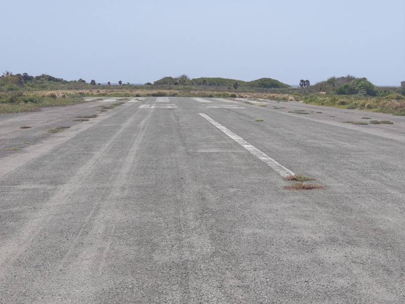 El estado de la pista del aeropuerto de Utila está en deplorables condiciones y no está en condiciones para el aterrizaje de aviones.