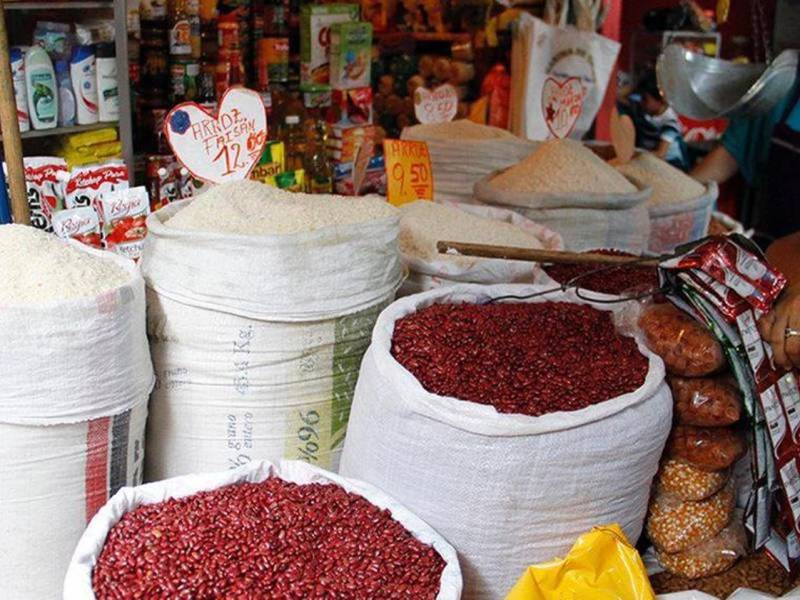 Los precios se dieron a conocer en la Feria del Agricultor.