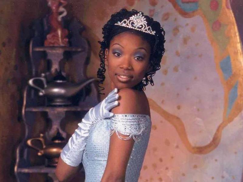 La franquicia ‘Descendientes’ tendrá una nueva película y Brandy regresará en el papel que interpretó en 1997.