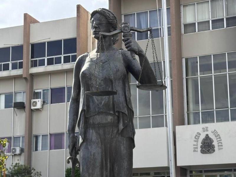 Vista de la fachada de la Corte Suprema de Justicia en Tegucigalpa.