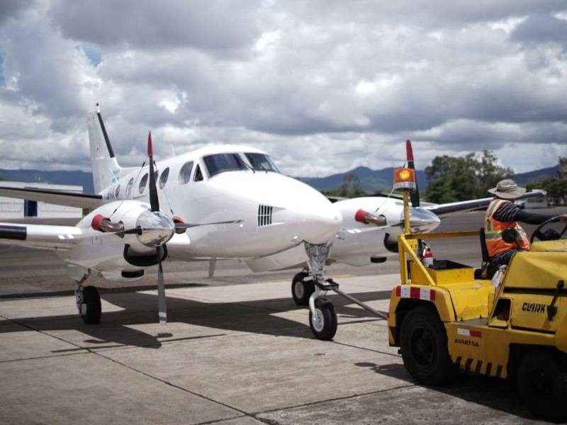 Honduras prepara 10 nuevos vuelos de siembra de nubes.