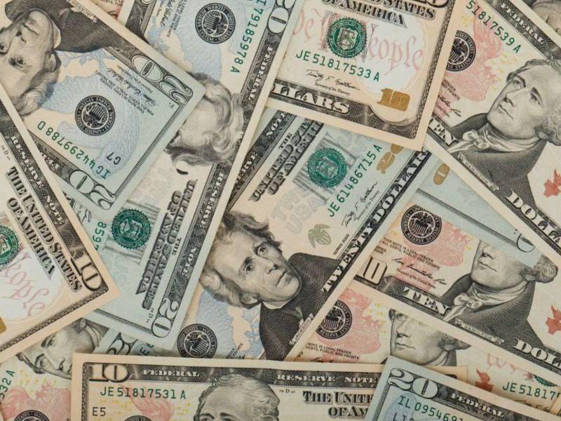 El tipo de cambio oficial sirve como referencia para las operaciones de compra y venta de divisas en Honduras.
