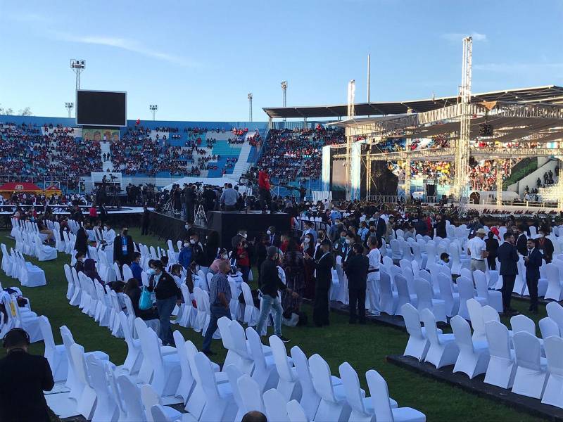 El ingreso se hizo bajo fuertes medidas de seguridad.