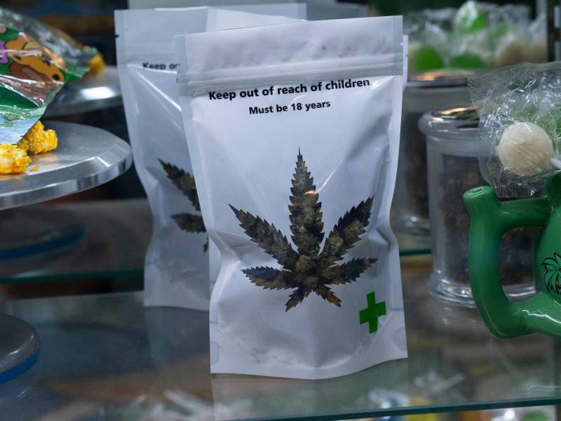 La marihuana medicinal o recreativa se puede comprar en varios estados de EEUU.
