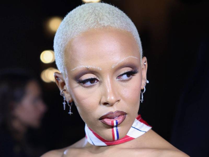 Doja Cat es una rapera, cantante, compositora y productora discográfica estadounidense.