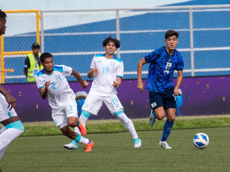 La Sub-22 de Honduras enfrenta a El Salvador en partido por la medalla de bronce de los Juegos Centroamericanos y del Caribe 2023.