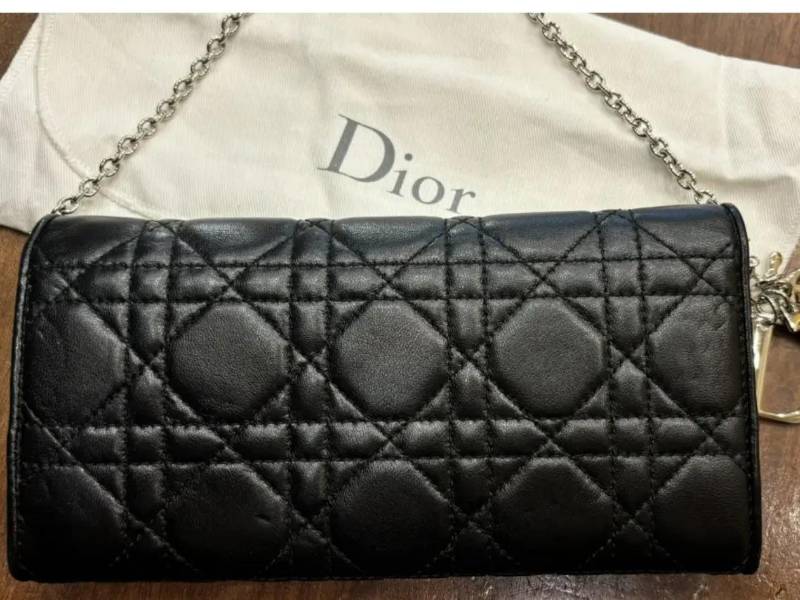 El bolso Lady Dior que usó Kim Yo-jong, la hermana del líder norcoreano, durante su visita a Pekín.