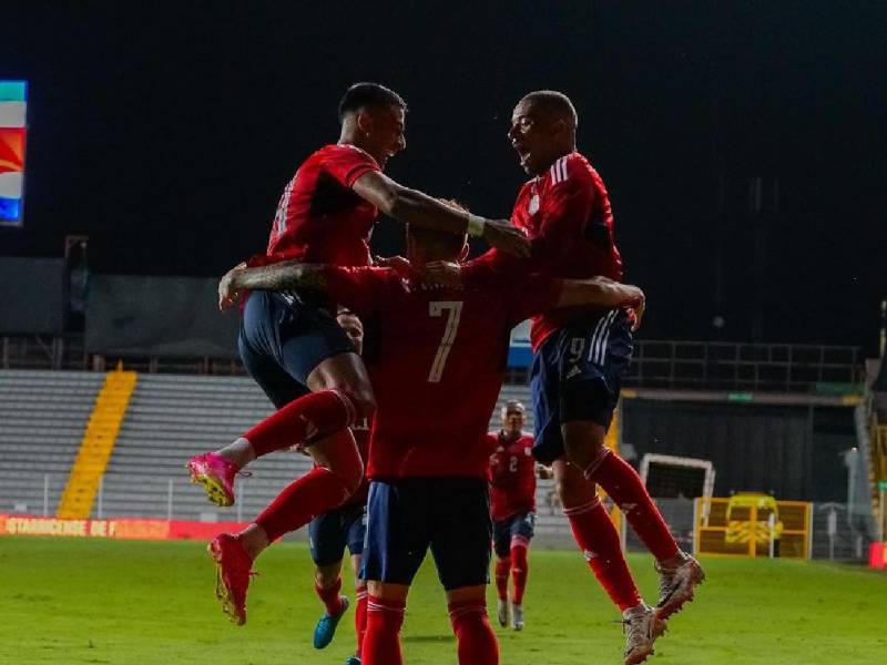 Kenneth Vargas juega por las bandas en su equipo Hearts, pero en la Selección de Costa Rica tiene un rol distinto bajo las órdenes de Gustavo Alfaro.