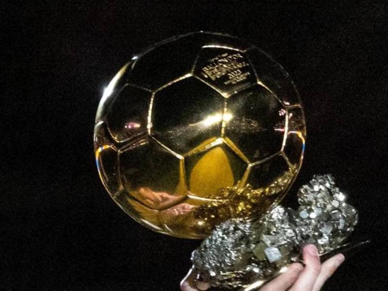 El Balón de Oro es el máximo galardón que recibe un jugador.