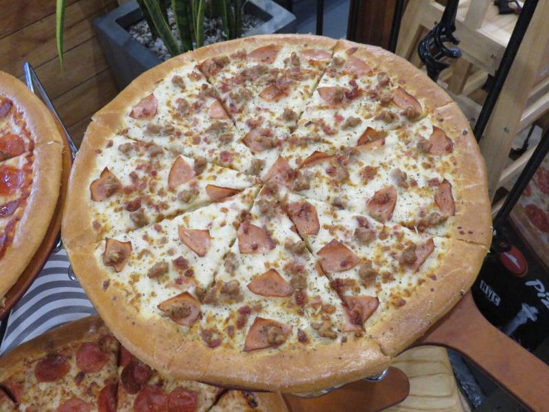 Full Carnes en Salsa Alfredo.