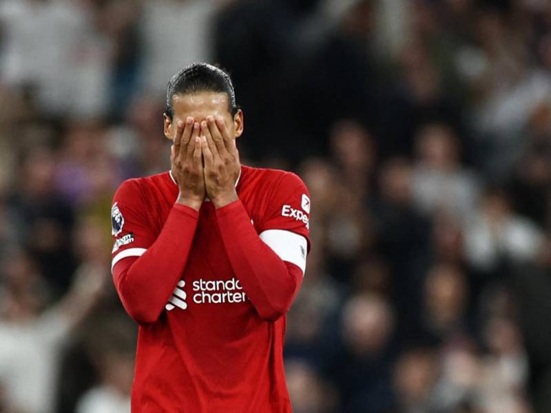 El zaguero Van Dijk lamentó la derrota in extremis del Liverpool.