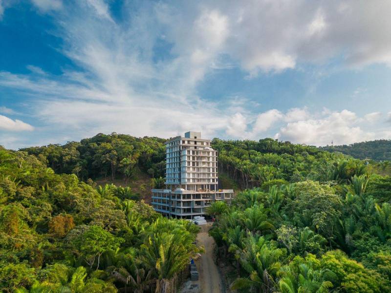 Duna Residence, edificio de 14 pisos en construcción en Honduras Próspera.