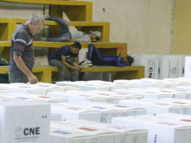 El Pleno de Consejeros del Consejo Nacional Electoral (CNE), por unanimidad, aprobó el Protocolo de Escrutinios Especiales, Elecciones Generales 2025, que establece el procedimiento para la realización del escrutinio general, las revisiones y los recuentos especiales.