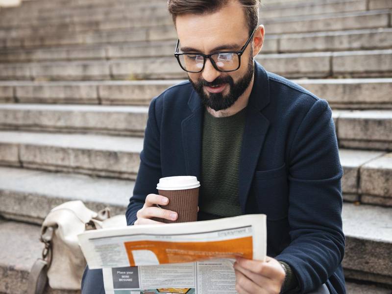 El storytelling también tiene el poder de inspirar a la audiencia al compartir relatos que evocan emociones y despiertan la imaginación.