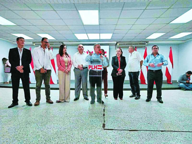 Tras una semana de discusión, CCEPL oficializó el rechazo a concertar un cogobierno con Libre, ante el descontento de la mayoría de los alcaldes, diputados y las bases del Partido Liberal.