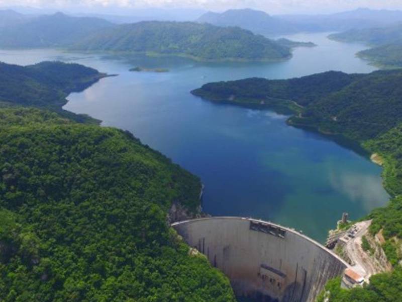 Foto de archivo de la represa hidroeléctrica Francisco Morazán, conocida popularmente como El Cajón.