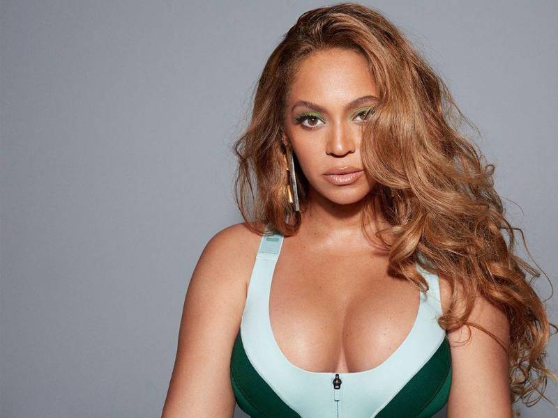 Beyoncé tiene 42 años de edad actualmente.