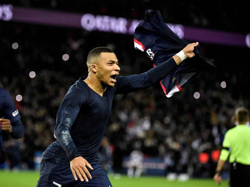 Kylian Mbappé le dio el triunfo al PSG frente al Racing de Estrasburgo.