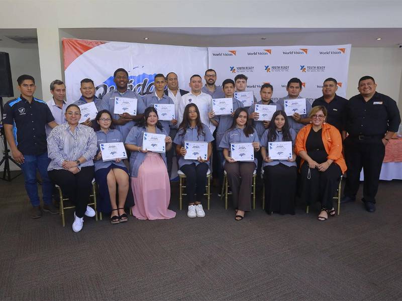 Fundación Azteca Honduras en alianza con , cierran con World Vision Honduras Italika Honduras, éxito el tercer taller técnico en “Reparación de Motocicletas” bajo el proyecto “Honduras es tu tierra, Quédate”.