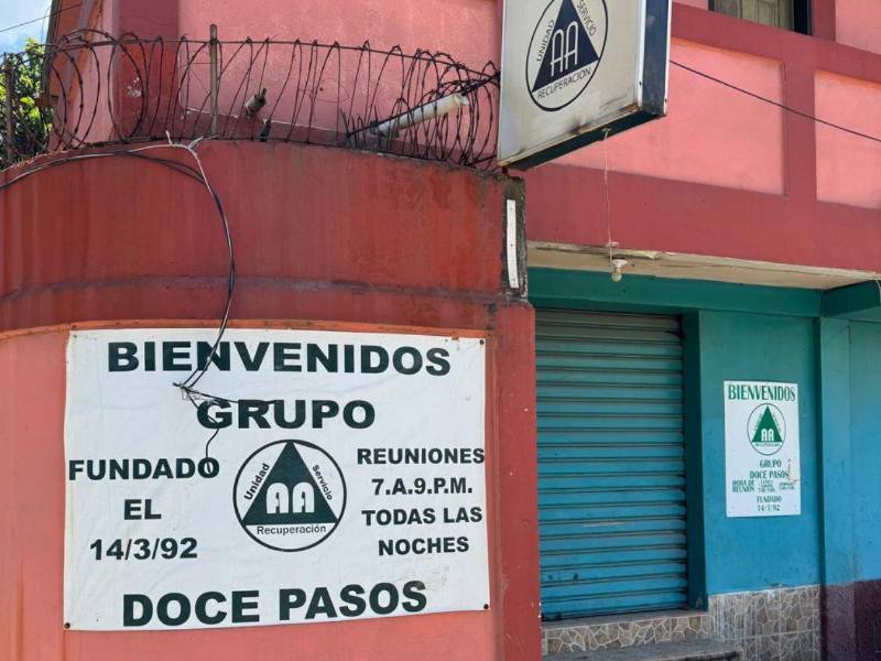 Los grupos funcionan bajo los principios de anonimato, confidencialidad y gratuidad.